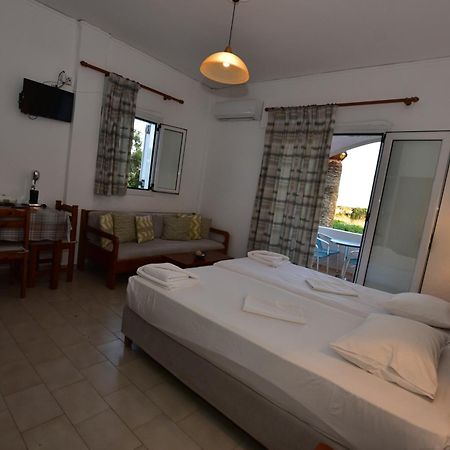 Morpheas Rooms Palaiochora Dış mekan fotoğraf
